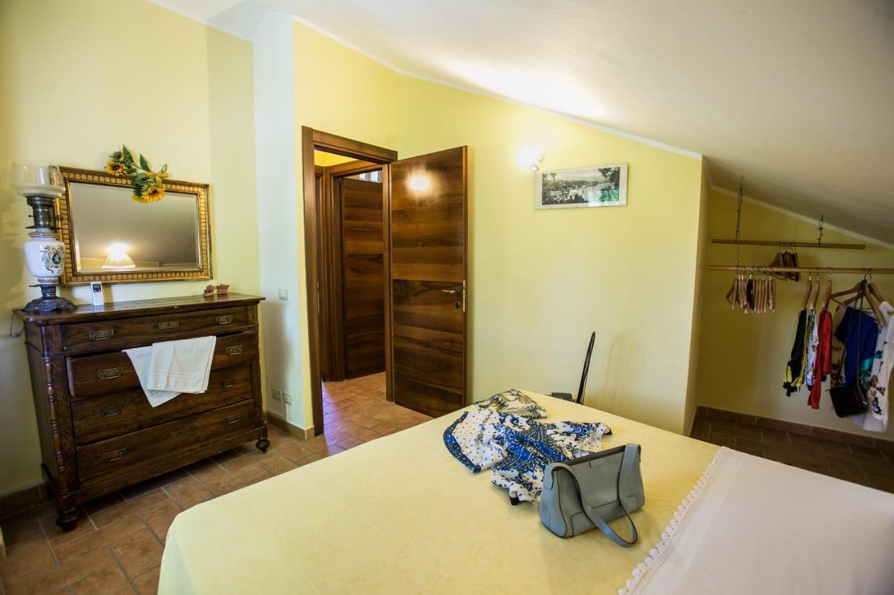 Le Raganelle Hotel Oneglia Esterno foto