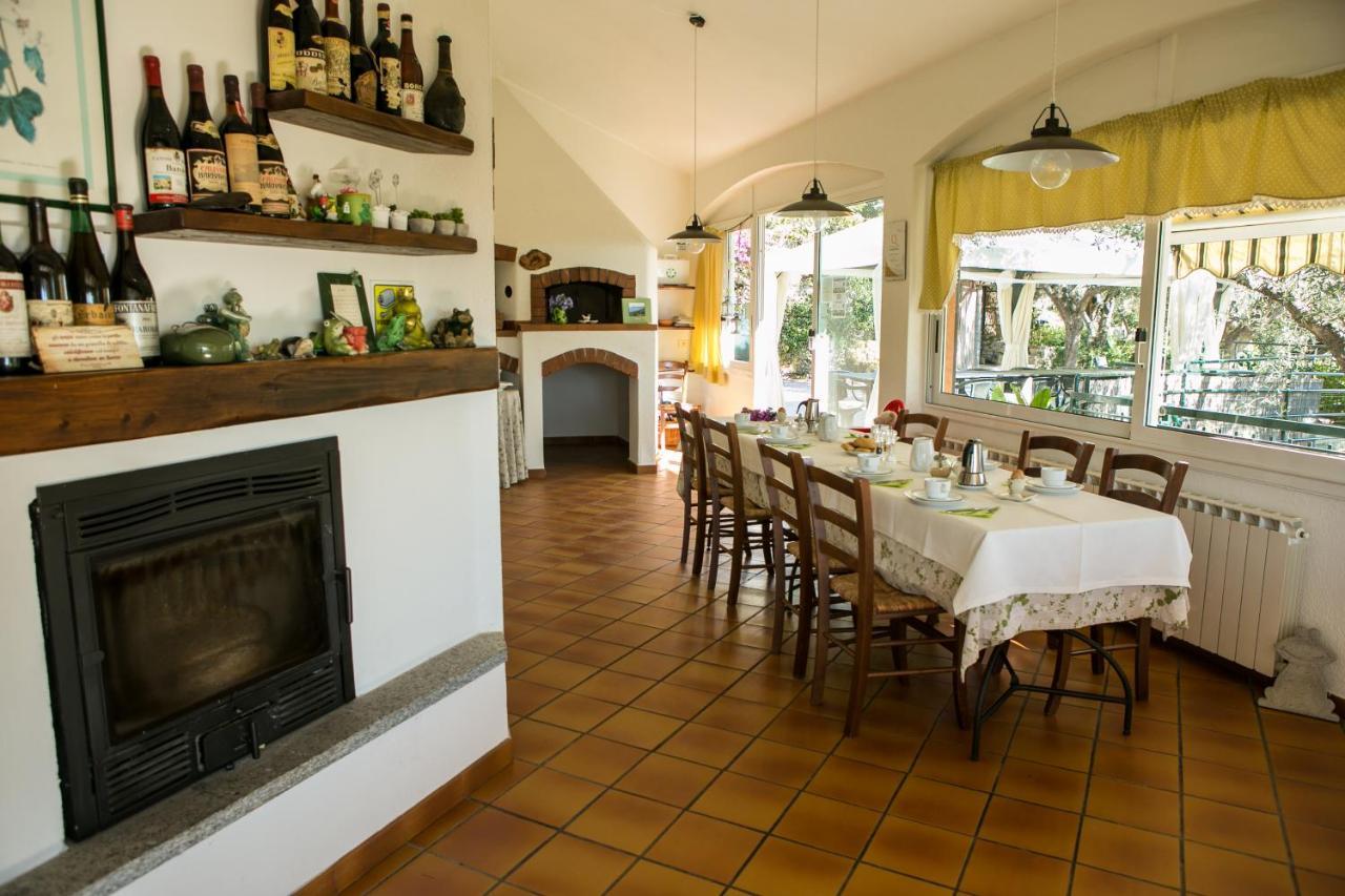 Le Raganelle Hotel Oneglia Esterno foto